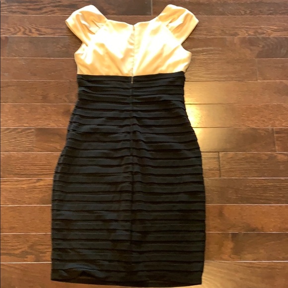 London Times dress - Picture 2 of 3